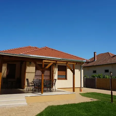 Boroka 2 Vendeghaz Apartament *