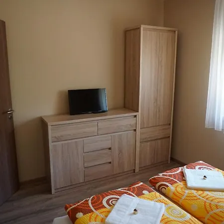 Boroka 2 Vendeghaz Apartament