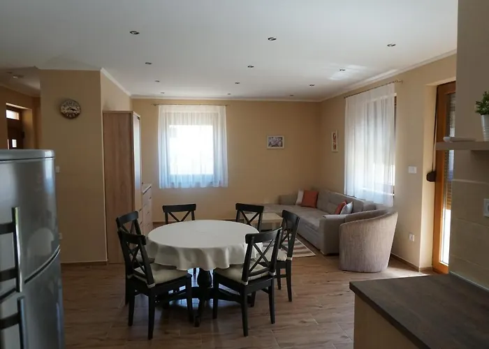 Appartement Boróka 2 *